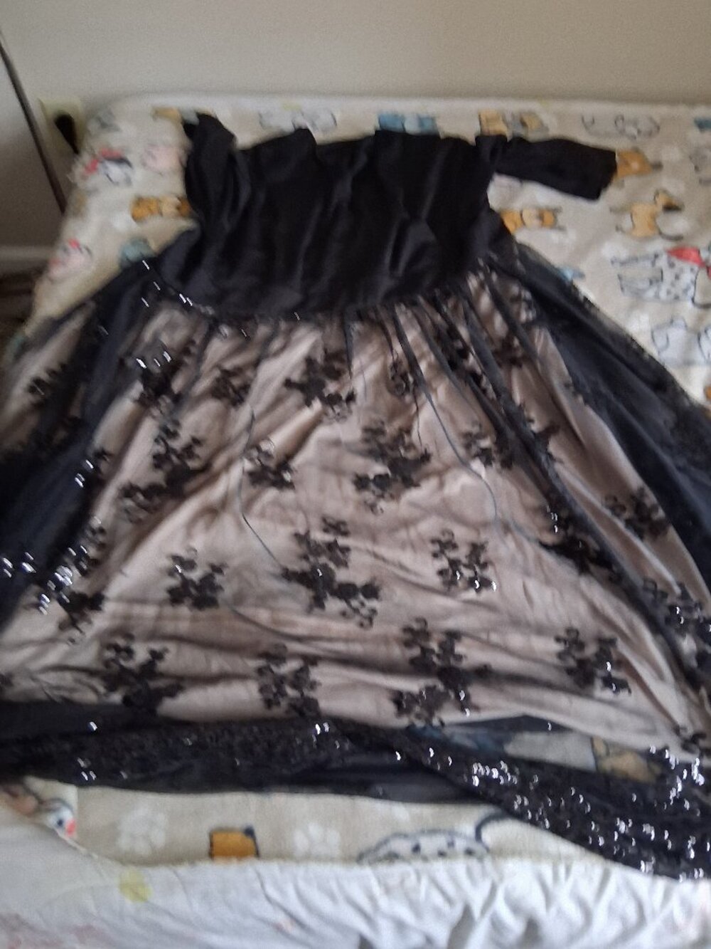 fancy plus sized womans dr3ess can be worn to prom/ wedding/ sweet sixteen